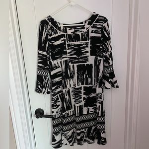 BCBG MaxAzaria Black and white dress - Size M